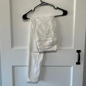 American Eagle Super Stretch White Jeggings